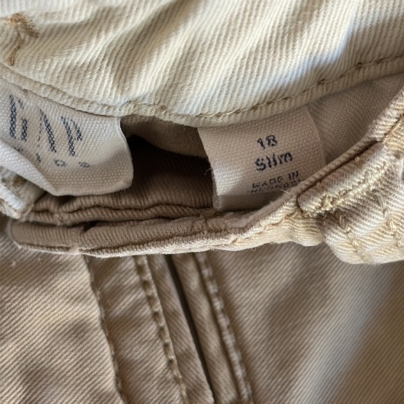 🔵3/$20 GAP | Kids Uniform Lived-In Khakis (18) slim - Picture 12 of 12